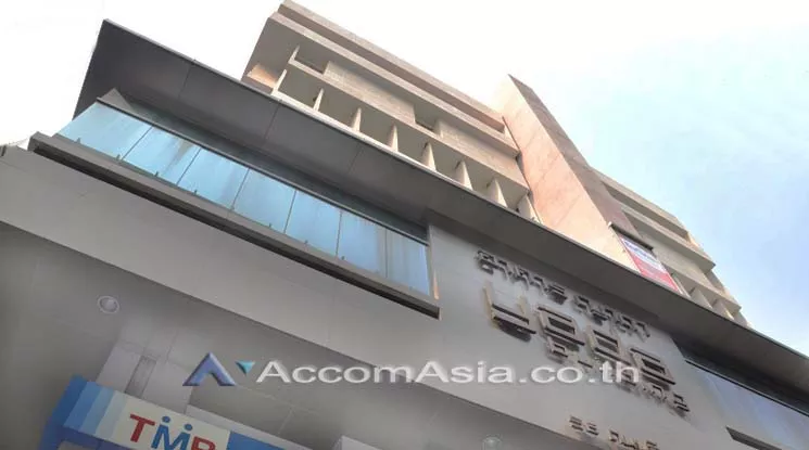 unitSplit-type Air |  Office space For Rent in Silom, Bangkok  near BTS Sala Daeng (AA16334)